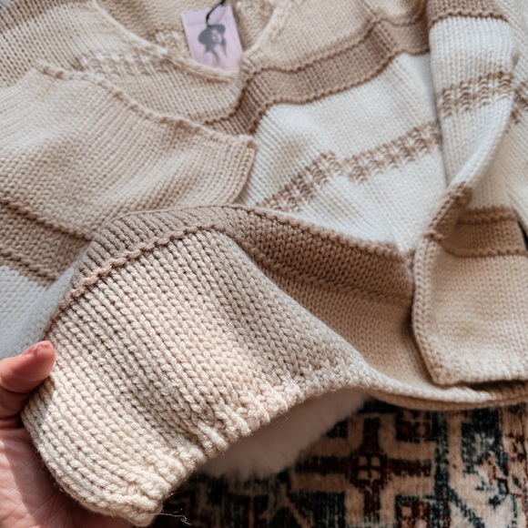SOLD Sincerely Jules Latte&Cream Knitted Sweater - Picture 4 of 8